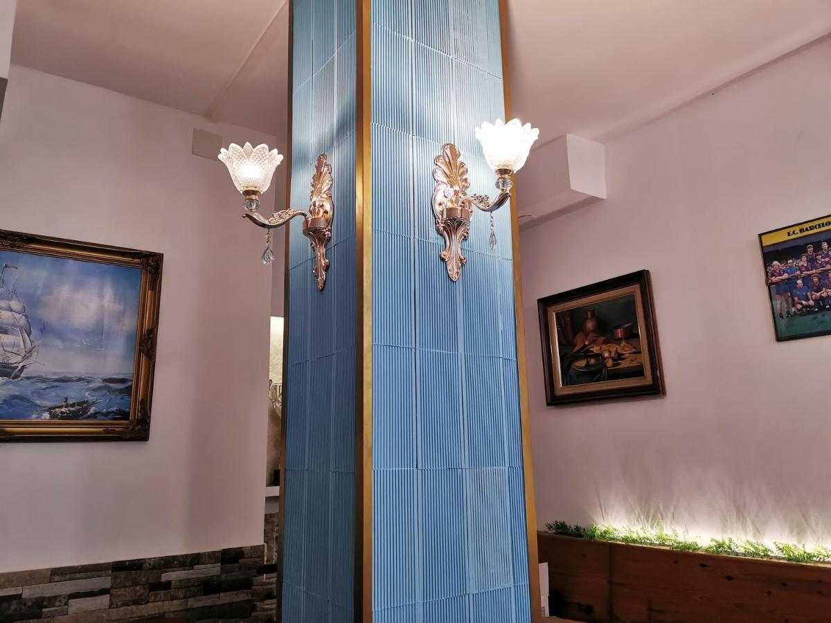 Barcelona Coronahostal Badalona Ngoại thất bức ảnh