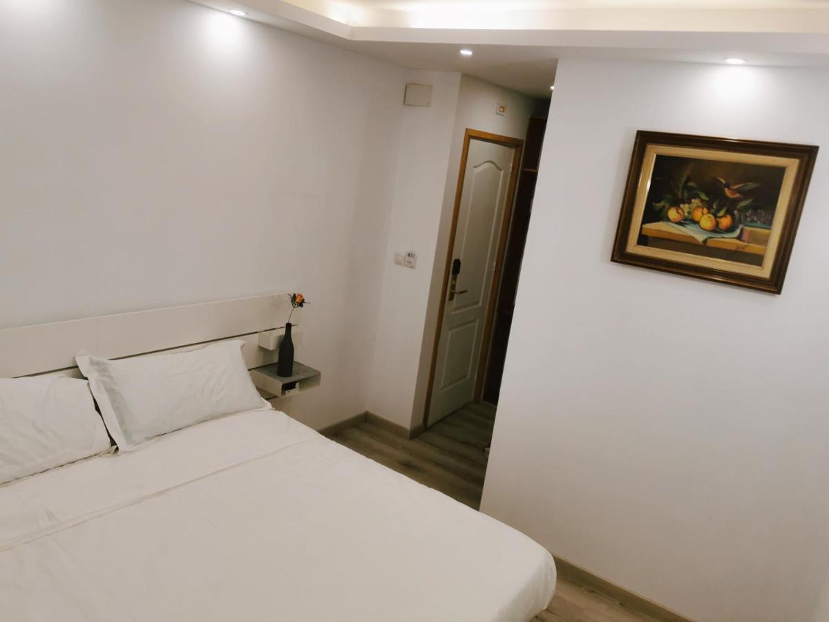 Barcelona Coronahostal Badalona Phòng bức ảnh