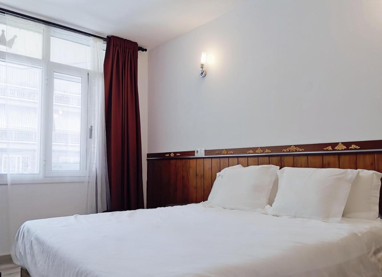 Barcelona Coronahostal Badalona Ngoại thất bức ảnh