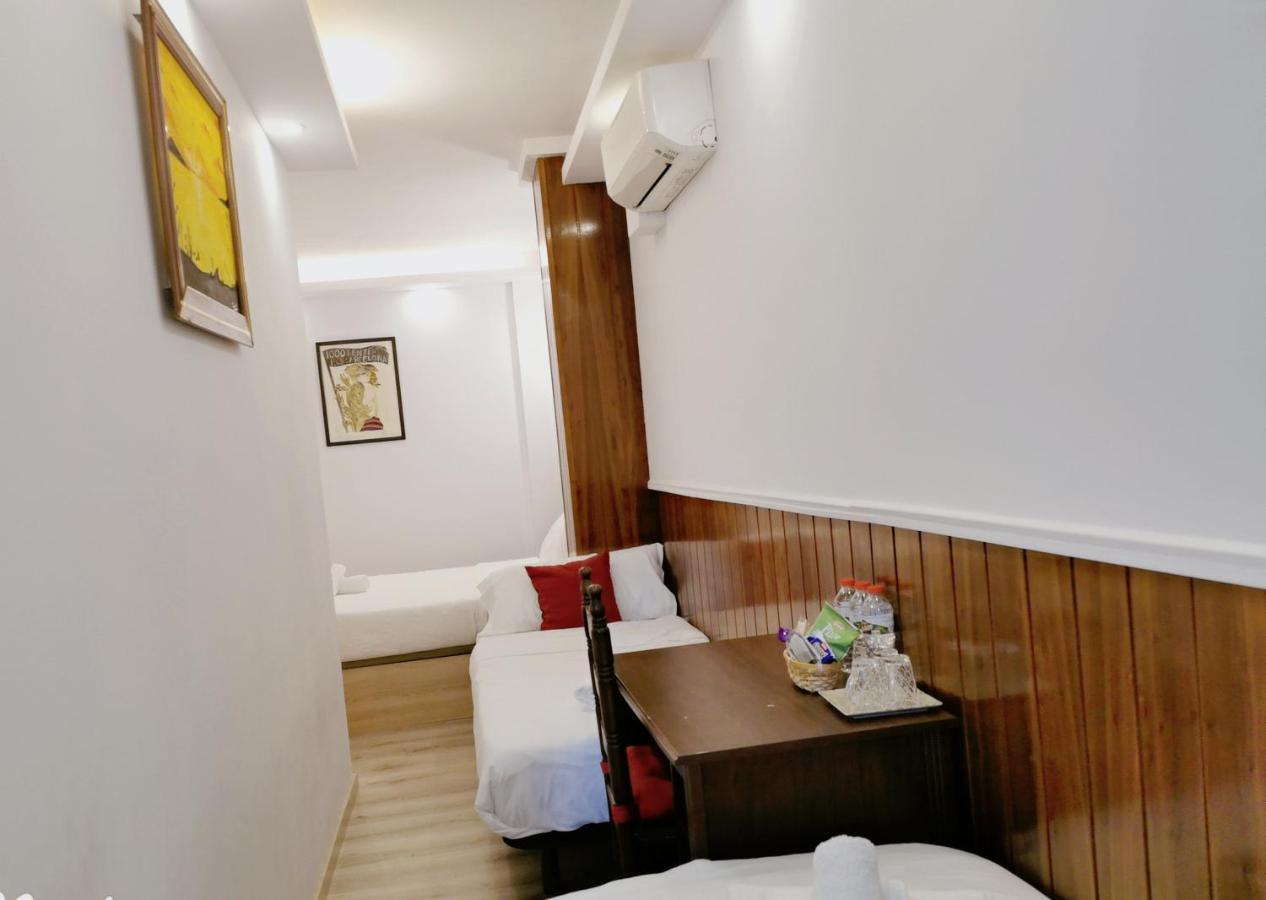 Barcelona Coronahostal Badalona Ngoại thất bức ảnh