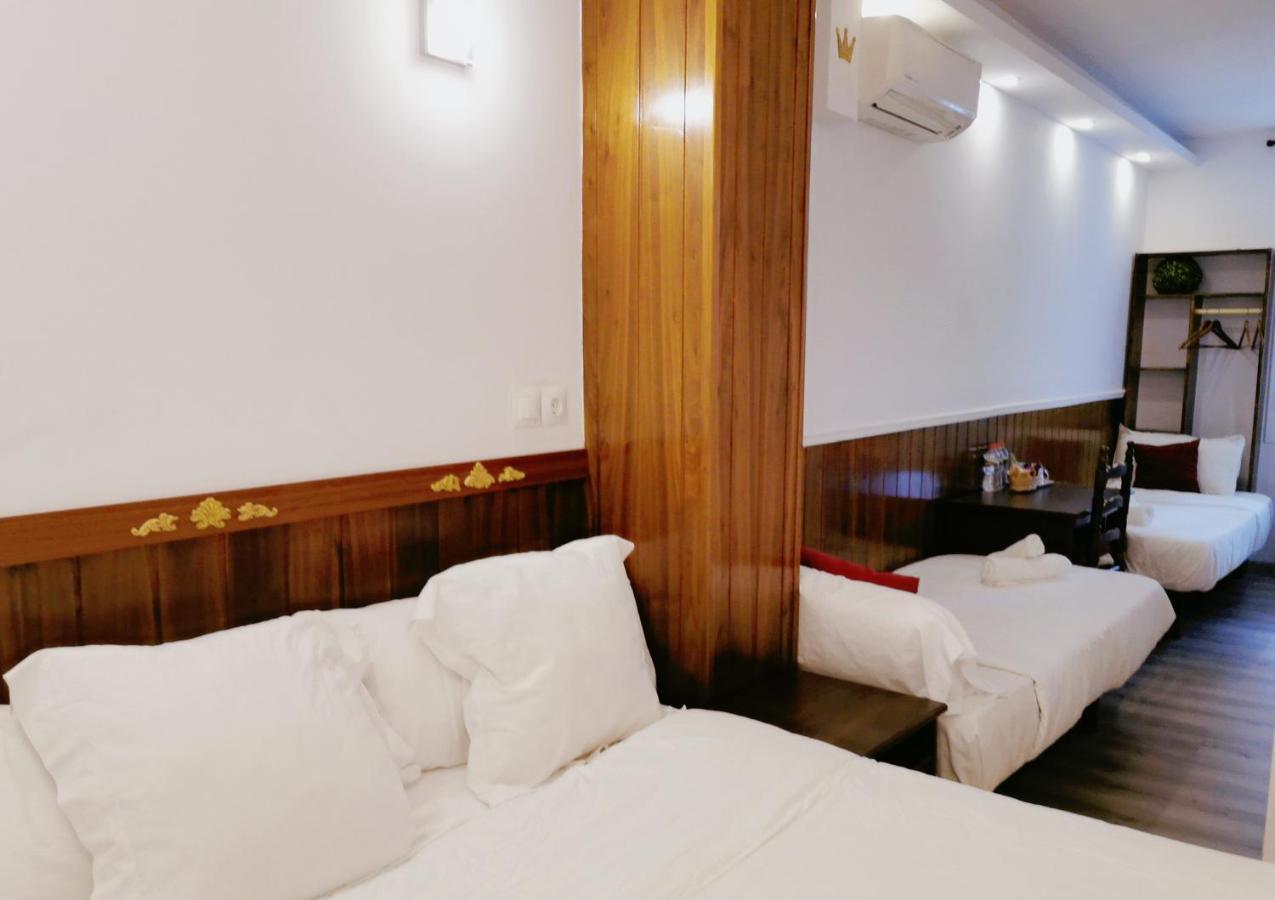 Barcelona Coronahostal Badalona Ngoại thất bức ảnh