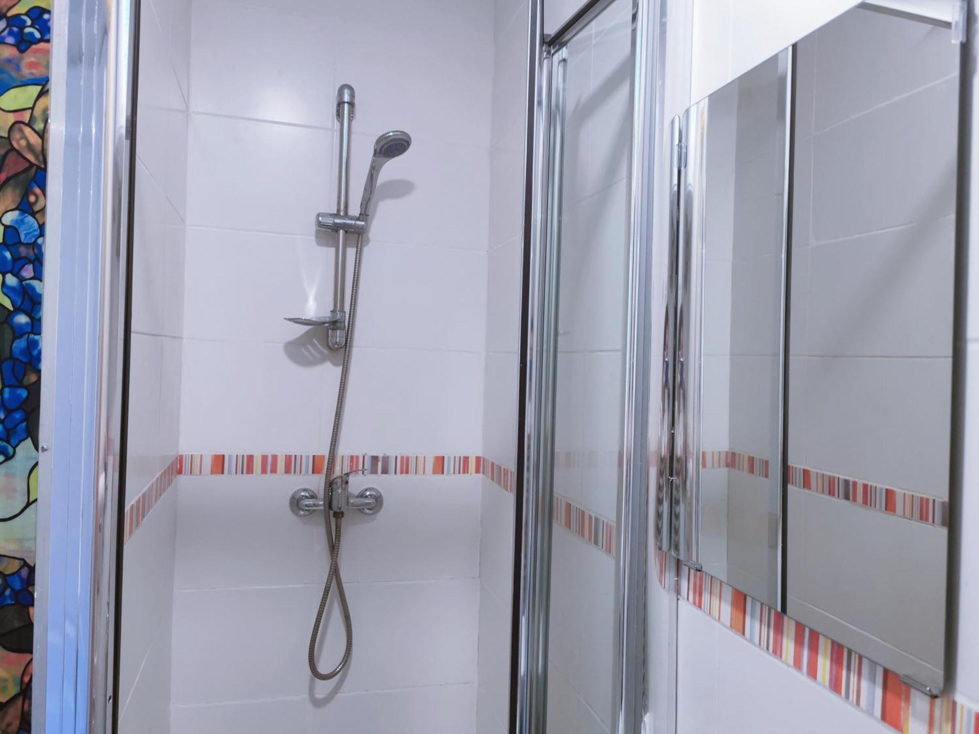 Barcelona Coronahostal Badalona Ngoại thất bức ảnh